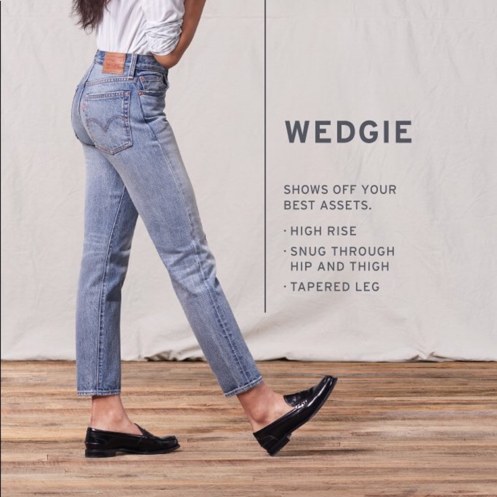 Levi’s Wedgie Jeans Sz 28